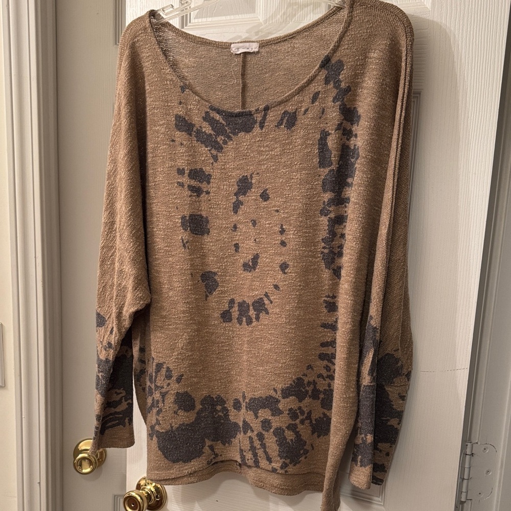 Tan & Black Long Sleeve Top
